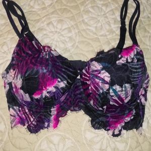 VS Pink Lace Date Bra